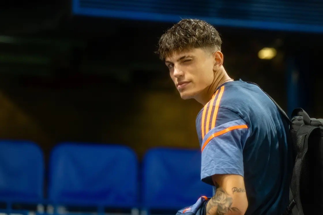 Vẻ đẹp trai của Alejandro Garnacho