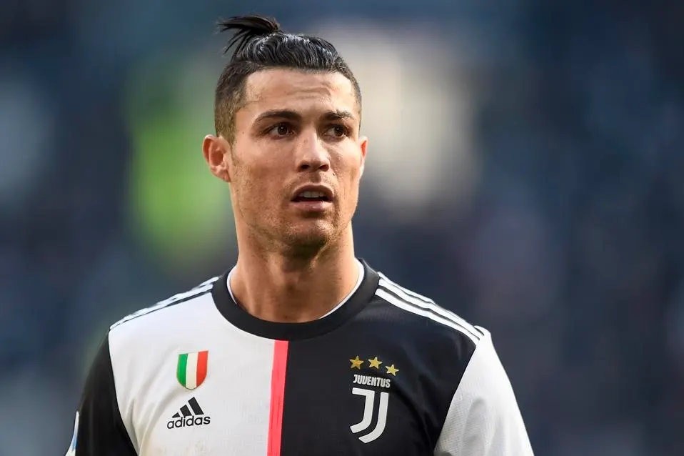 Cristiano Ronaldo với khối tài sản lớn từ các hợp đồng quảng cáo