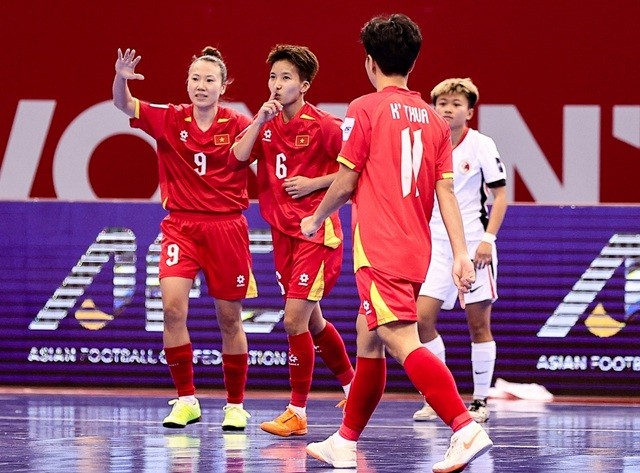 futsal nu la hinh thuc dau bong mang tinh giai tri va huan luyen 1