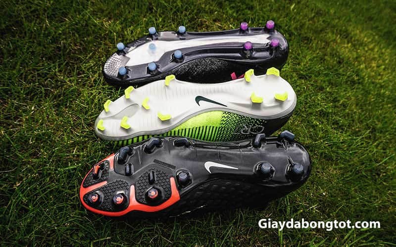 Giày đinh cao FG trên sân cỏ tự nhiên