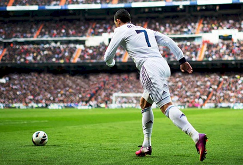 Hướng chạy đà hơi chéo