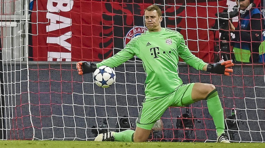 Manuel Neuer là thủ môn huyền thoại người Đức