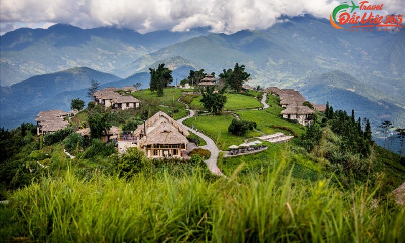 Giữa mây trời Sapa, chỉ muốn dừng chân mãi ở đây.