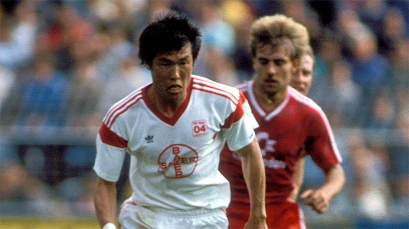 cau thu han quoc noi tieng nhat trong lich su cha bum kun 1