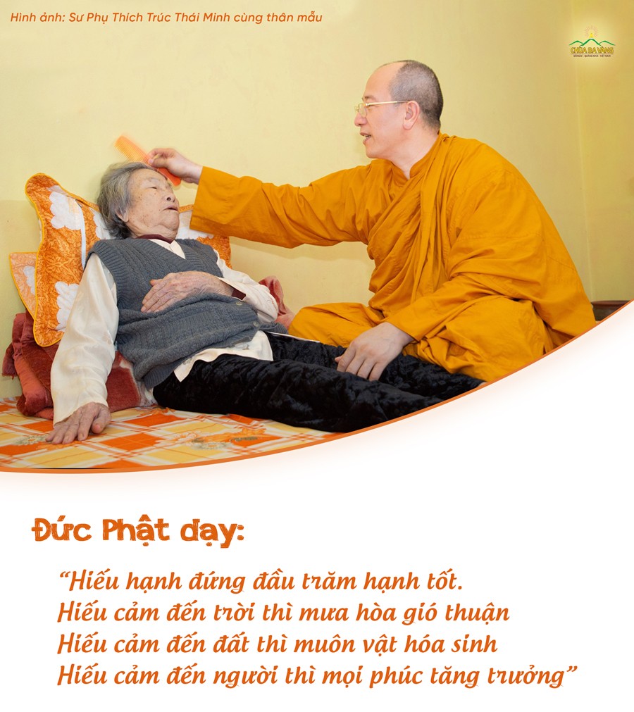 Cảnh sát phong tỏa và khám nghiệm khu vực phát hiện thi thể nạn nhân