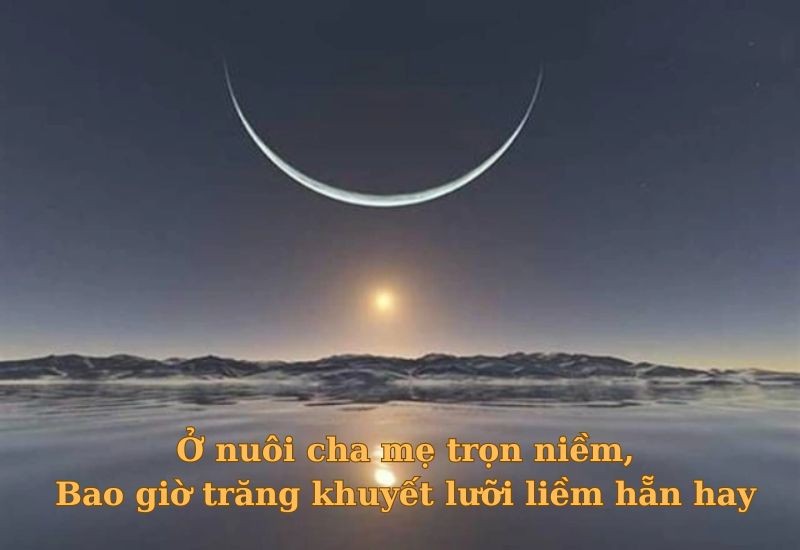 Hình ảnh người con trai hiếu thảo đang chăm sóc mẹ