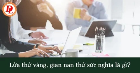 Người lao động đang làm việc trong một môi trường có thể đối mặt với thử thách.